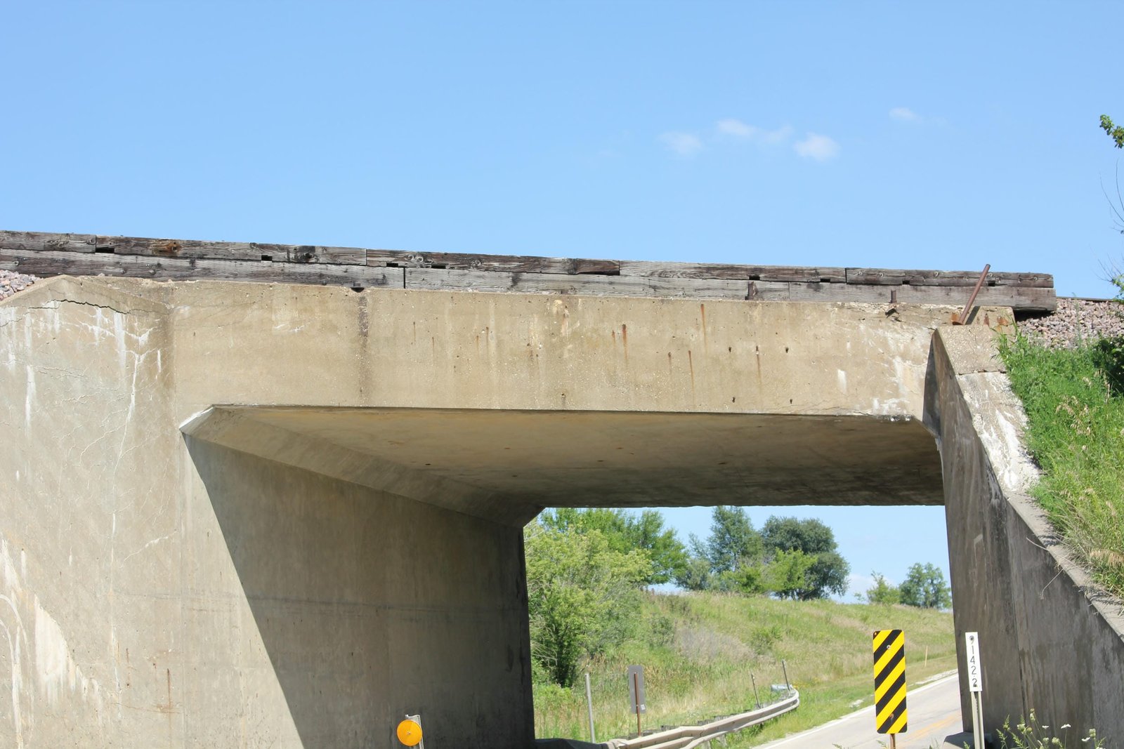 Main span
